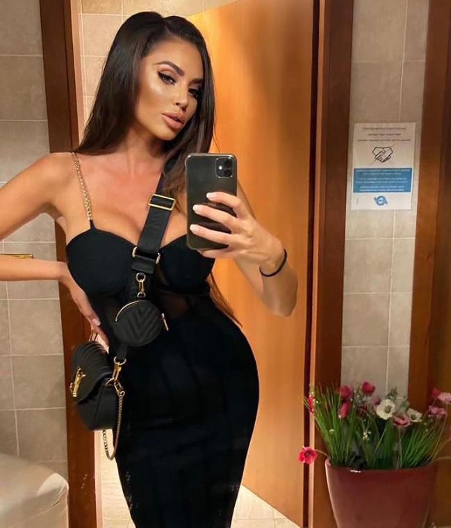 İri Göğüslü Escort Bakırköy Merve